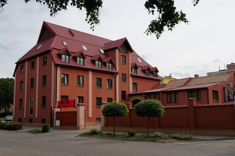 Hotel Krystyna Szczytno  Ngoại thất bức ảnh