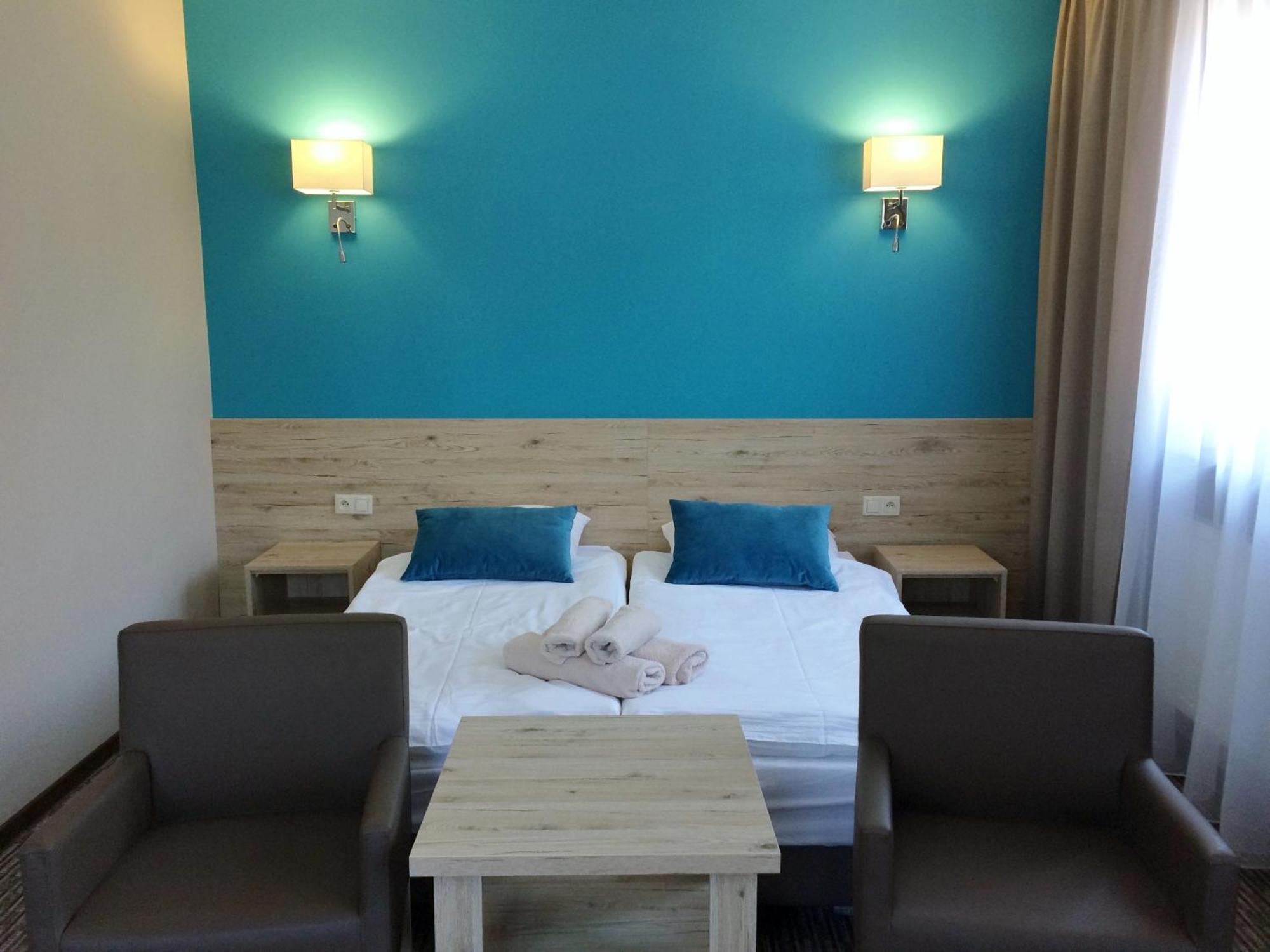 Hotel Krystyna Szczytno  Ngoại thất bức ảnh